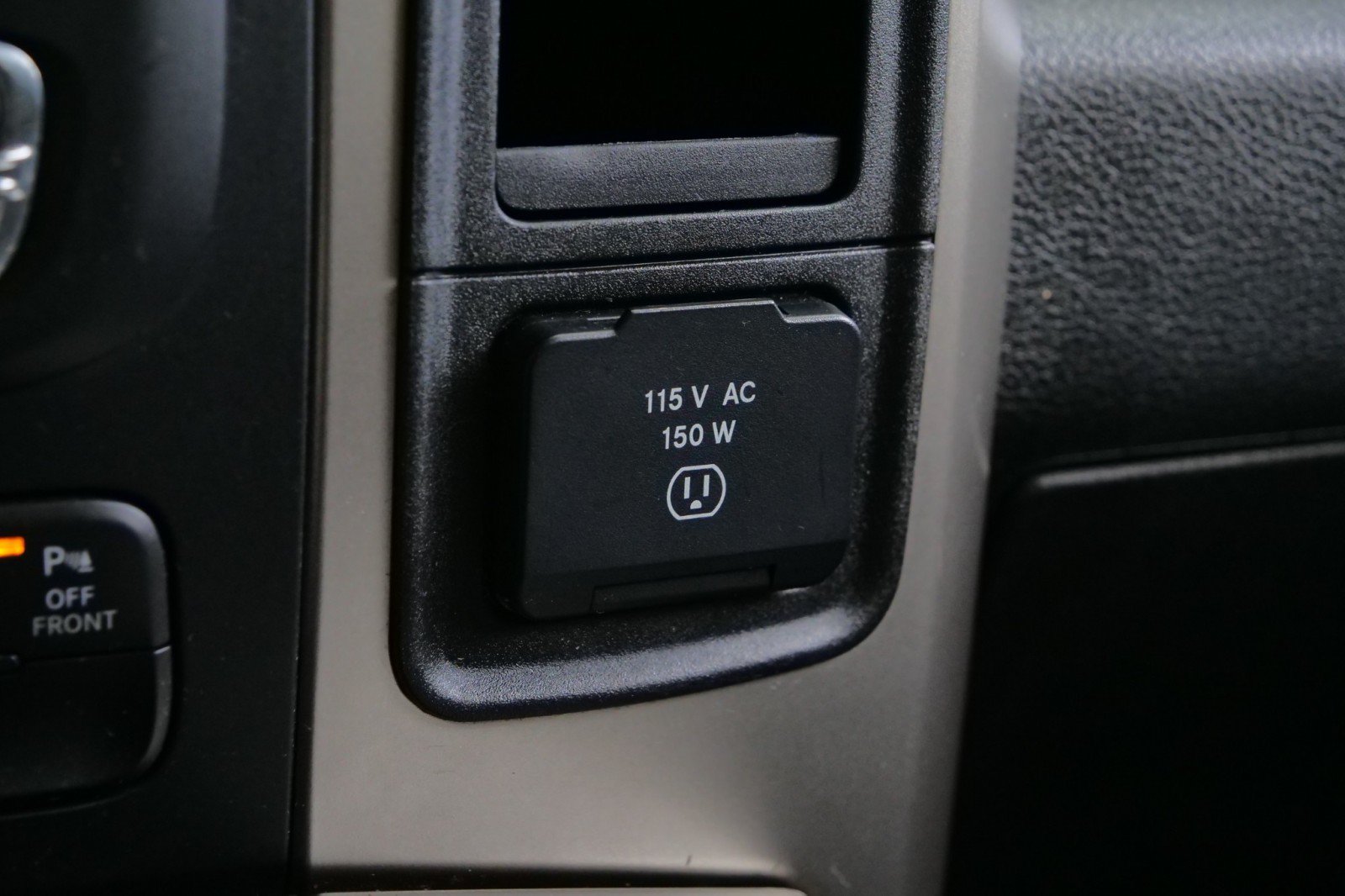 Used 2017 RAM 1500 Big Horn AWD/4WD image 24