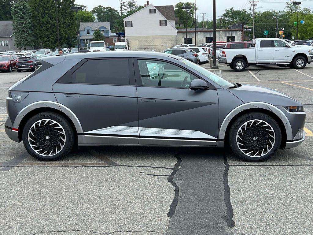 New 2024 Hyundai Ioniq 5 Limited AWD/4WD image 6