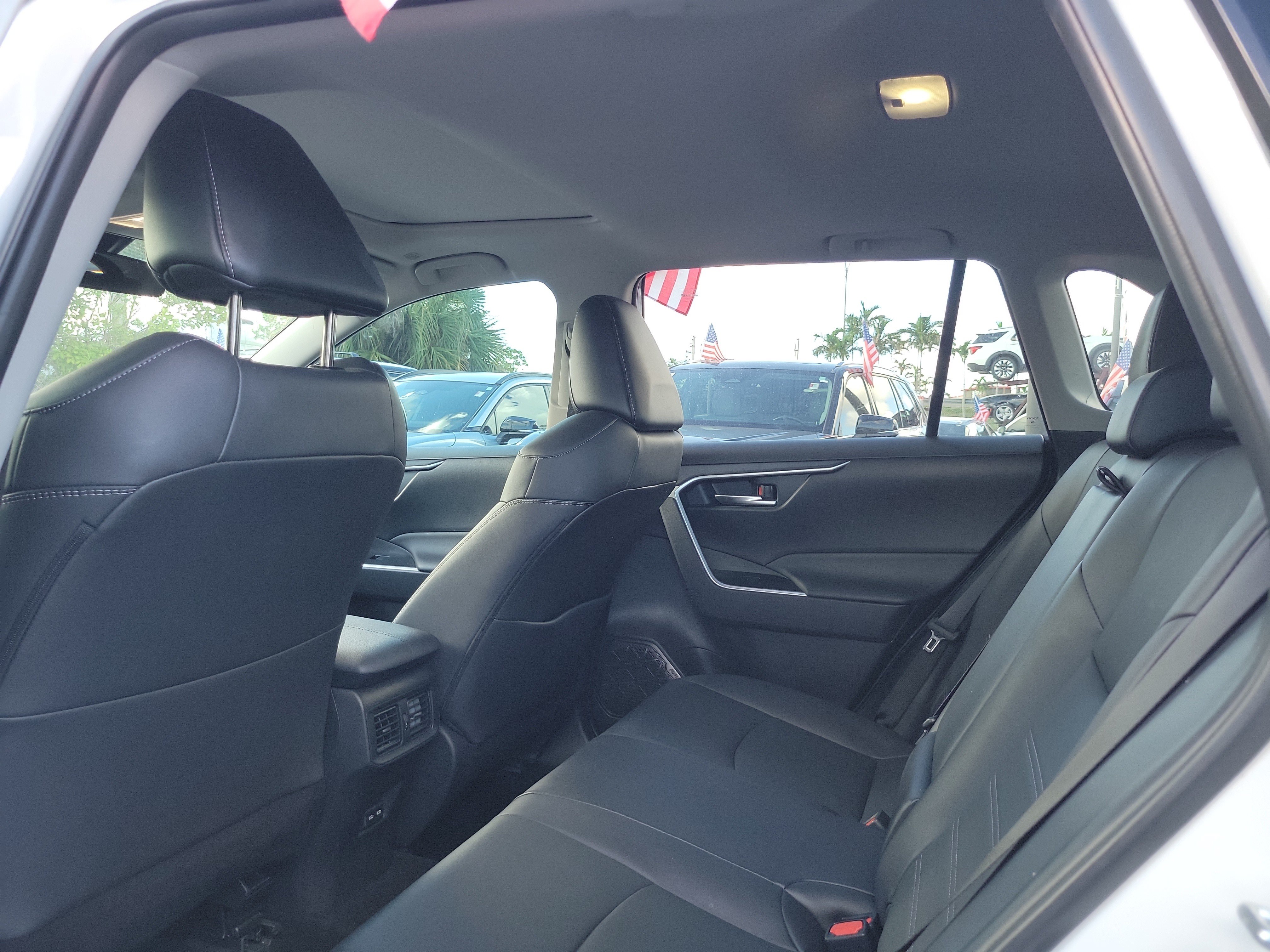 Used 2025 Toyota RAV4 XLE Premium FWD image 18