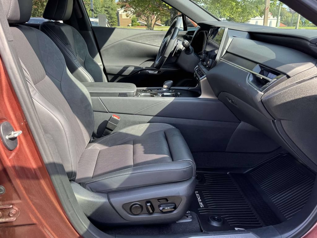 Used 2023 Lexus RX 350 FWD w/ Accessory Package (Z1) image 14