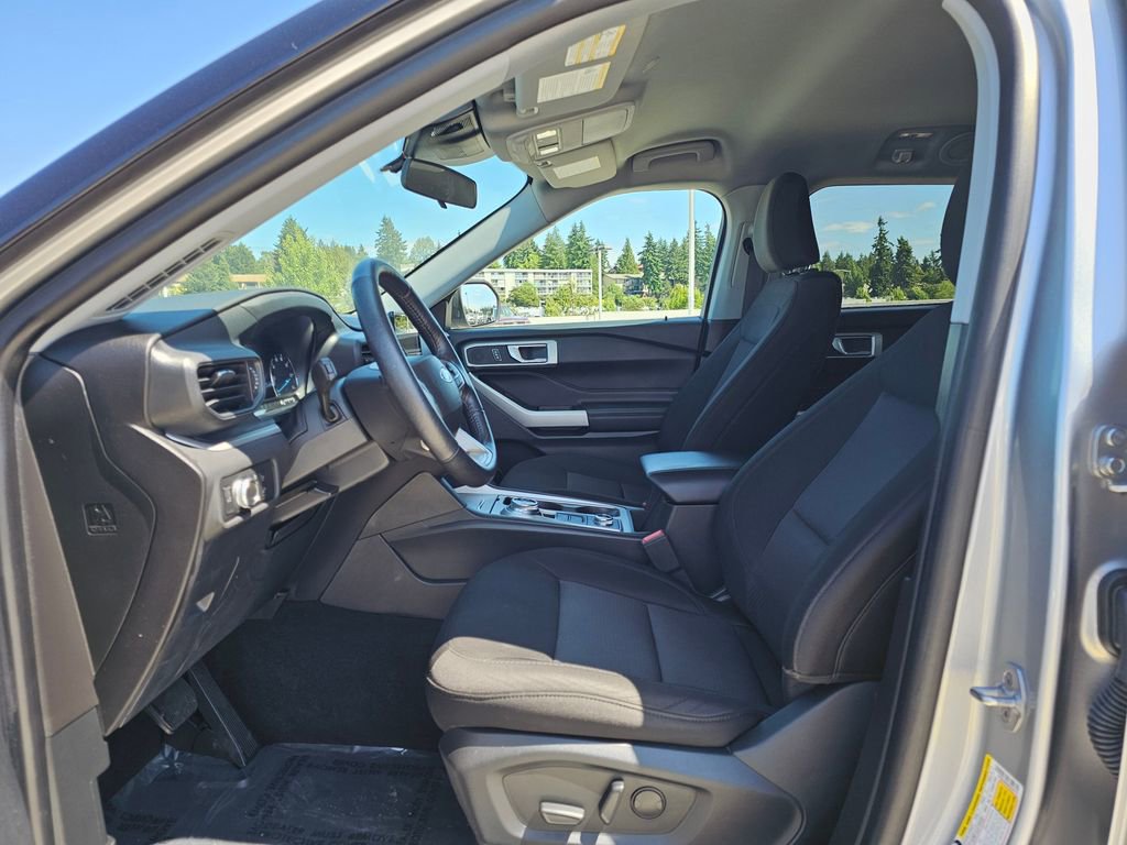 Used 2022 Ford Explorer XLT w/ Class IV Trailer Tow Package image 23