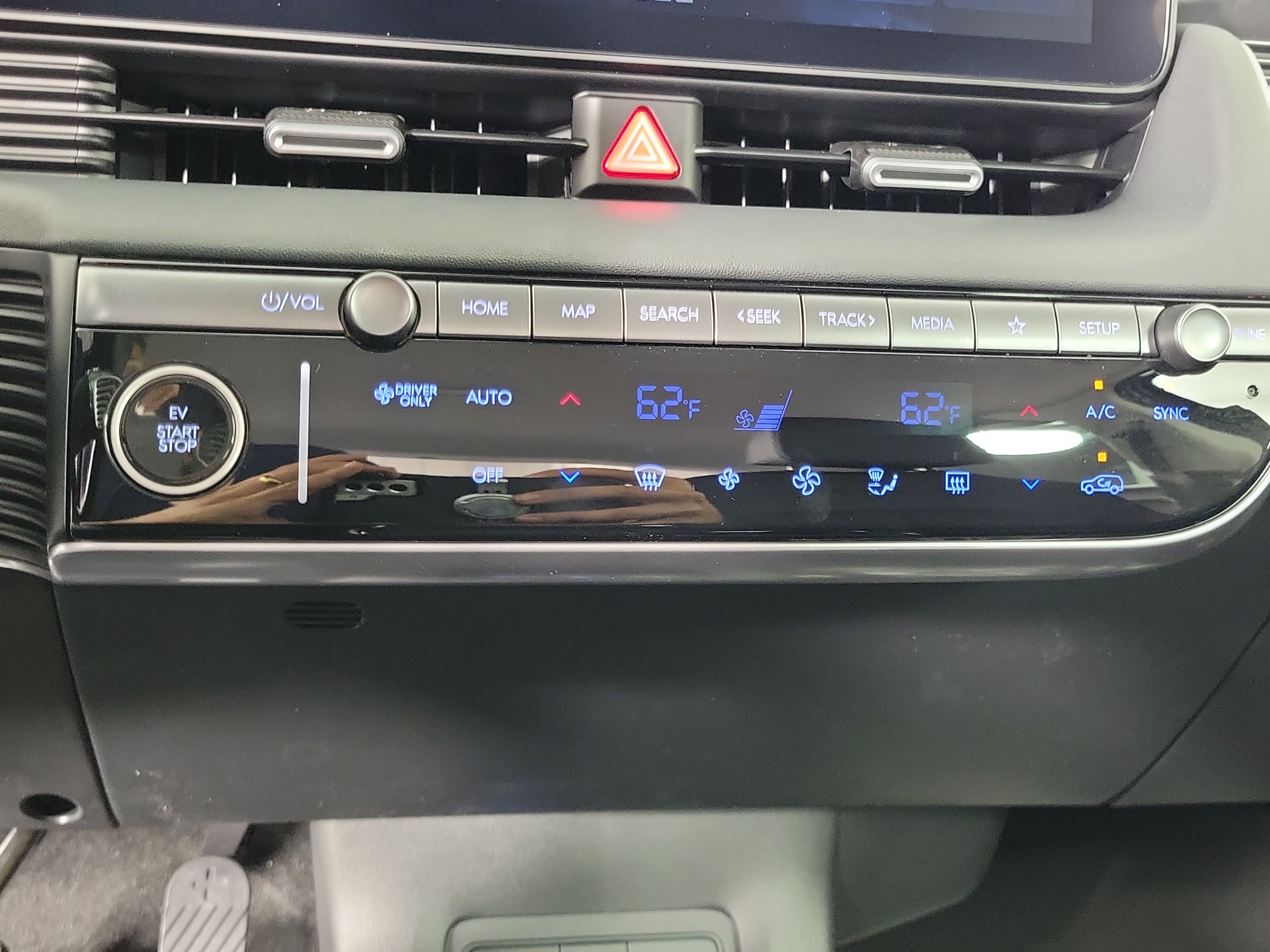 New 2026 Hyundai Ioniq 5 SEL AWD/4WD image 16