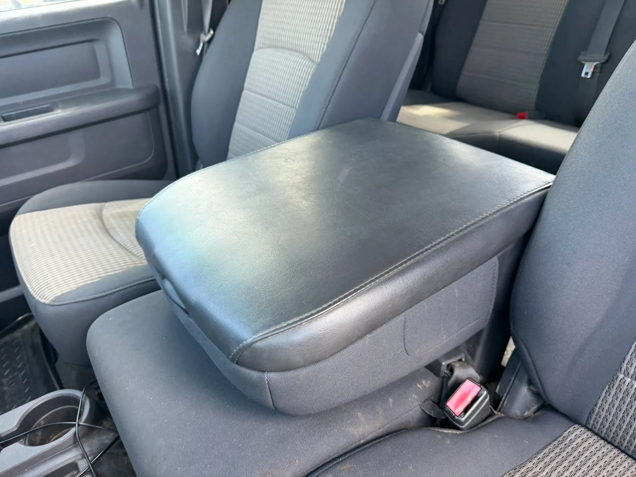 Used 2012 RAM 2500 ST w/ Chrome Appearance Group AWD/4WD image 15