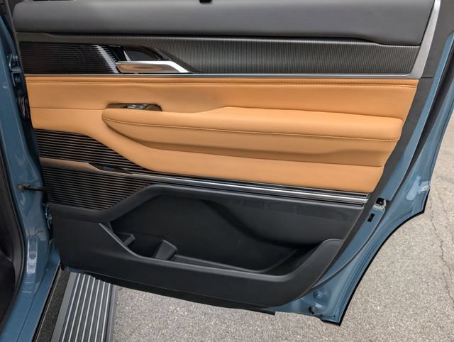 New 2026 Jeep Grand Wagoneer Summit AWD/4WD image 31