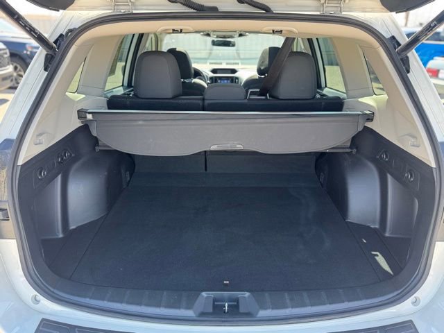 Used 2023 Subaru Forester Premium AWD/4WD image 7