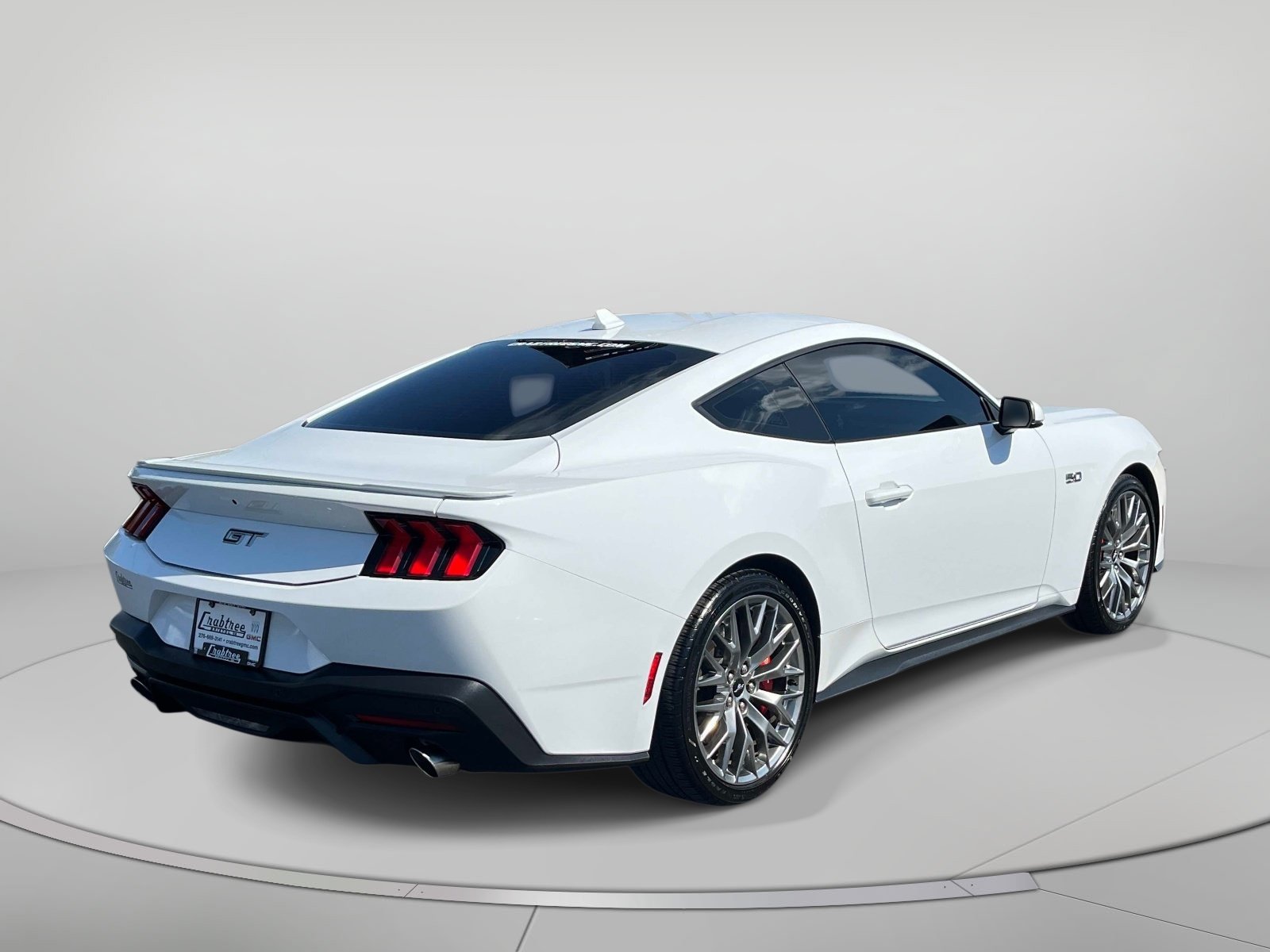 Used 2024 Ford Mustang GT Premium RWD image 3