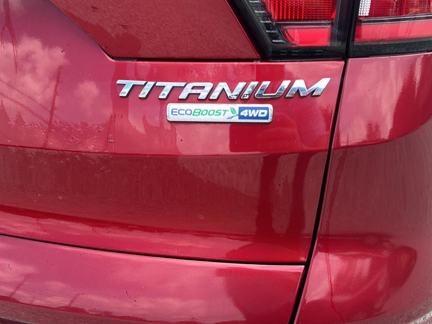 Used 2017 Ford Escape Titanium AWD/4WD image 9