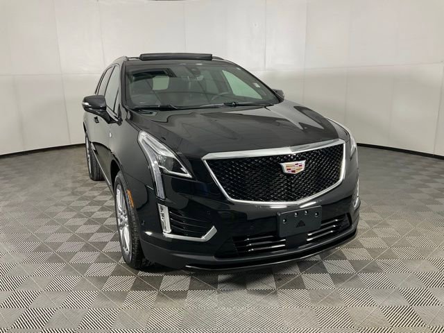 Used 2024 Cadillac XT5 Sportv w/ Technology Package image 3
