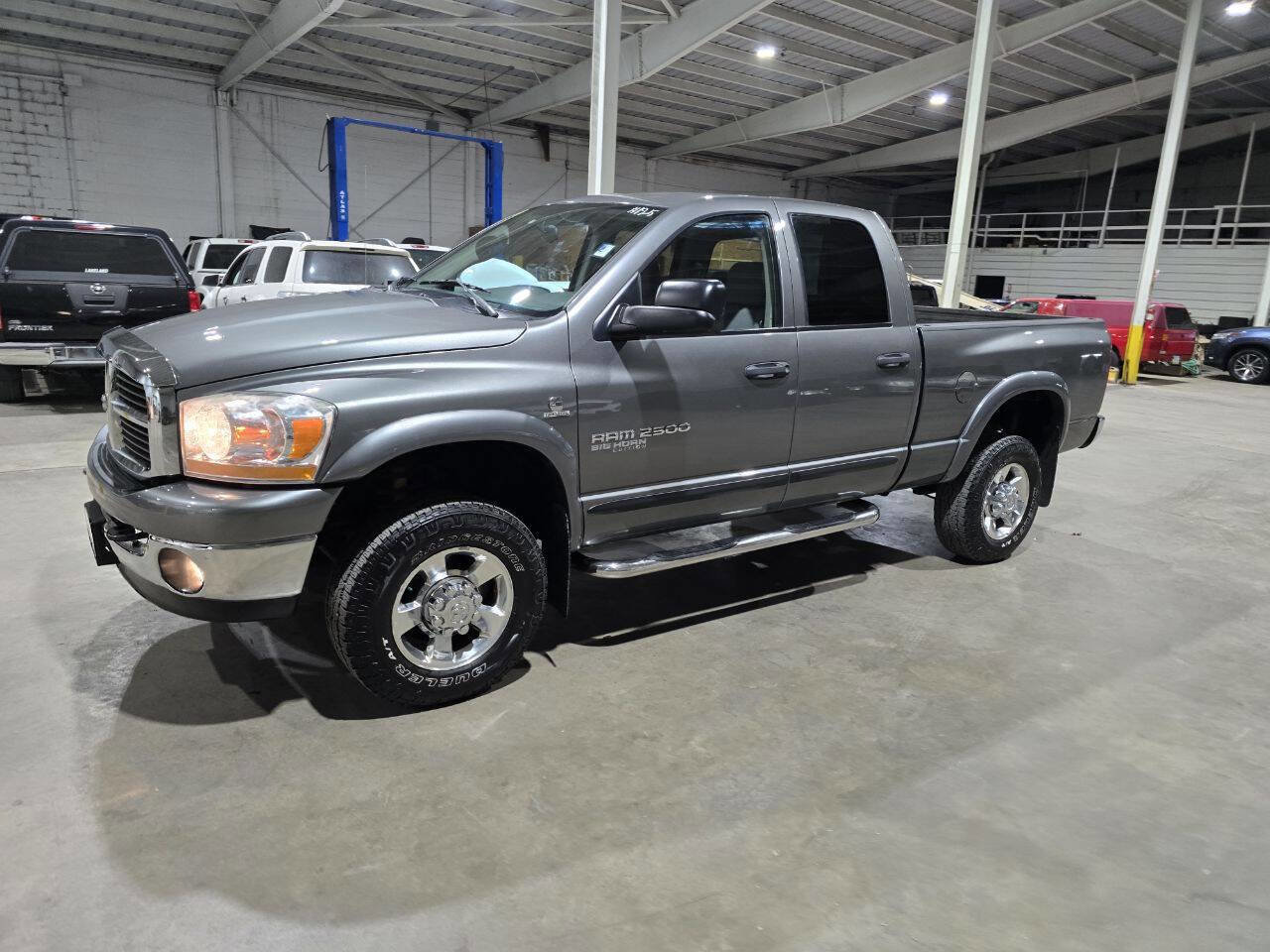 Used 2006 Dodge Ram 2500 Truck SLT w/ Quad Cab Big Horn Value Group image 2