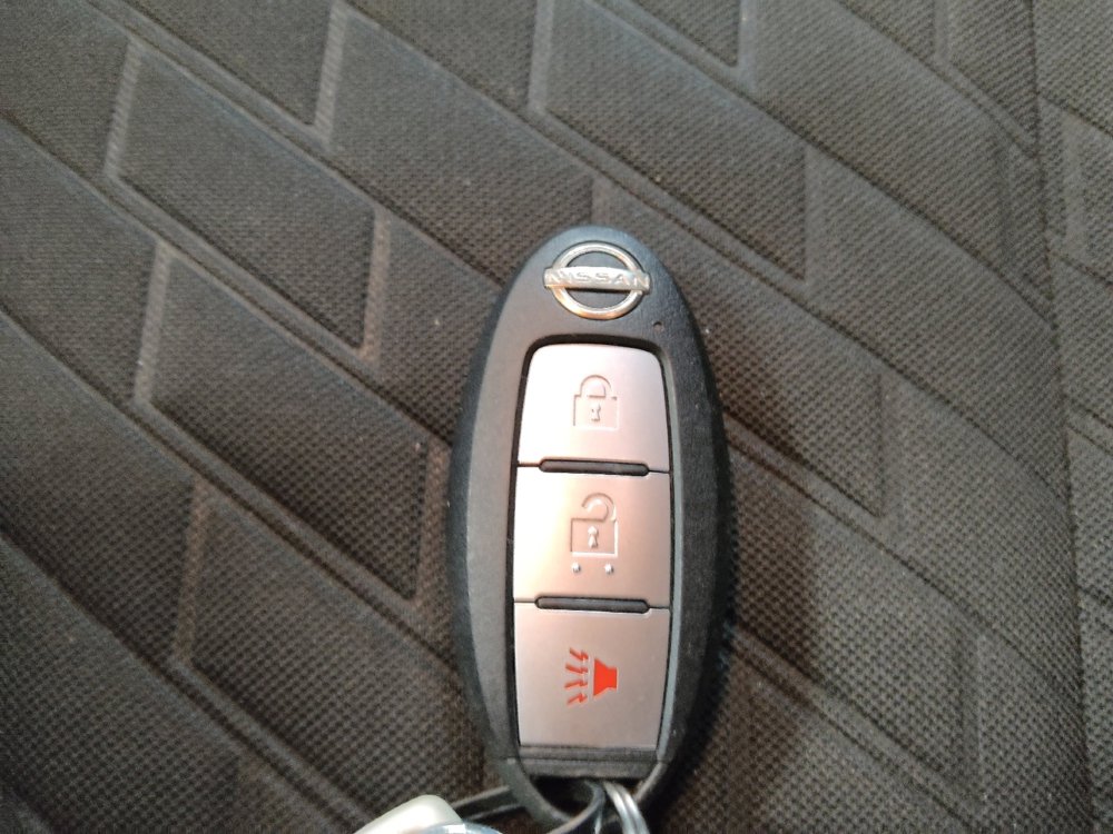 Used 2022 Nissan Kicks S image 32