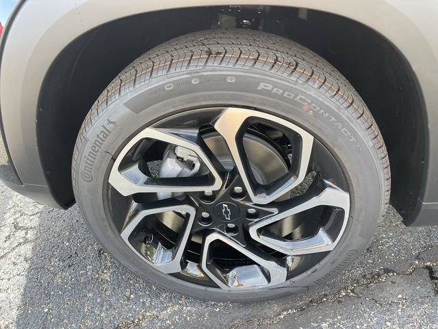 New 2026 Chevrolet Trax RS w/ Sunroof Package FWD image 10