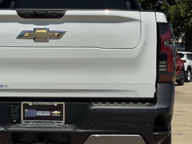 New 2026 Chevrolet Silverado EV LT w/ Plus Package AWD/4WD image 7