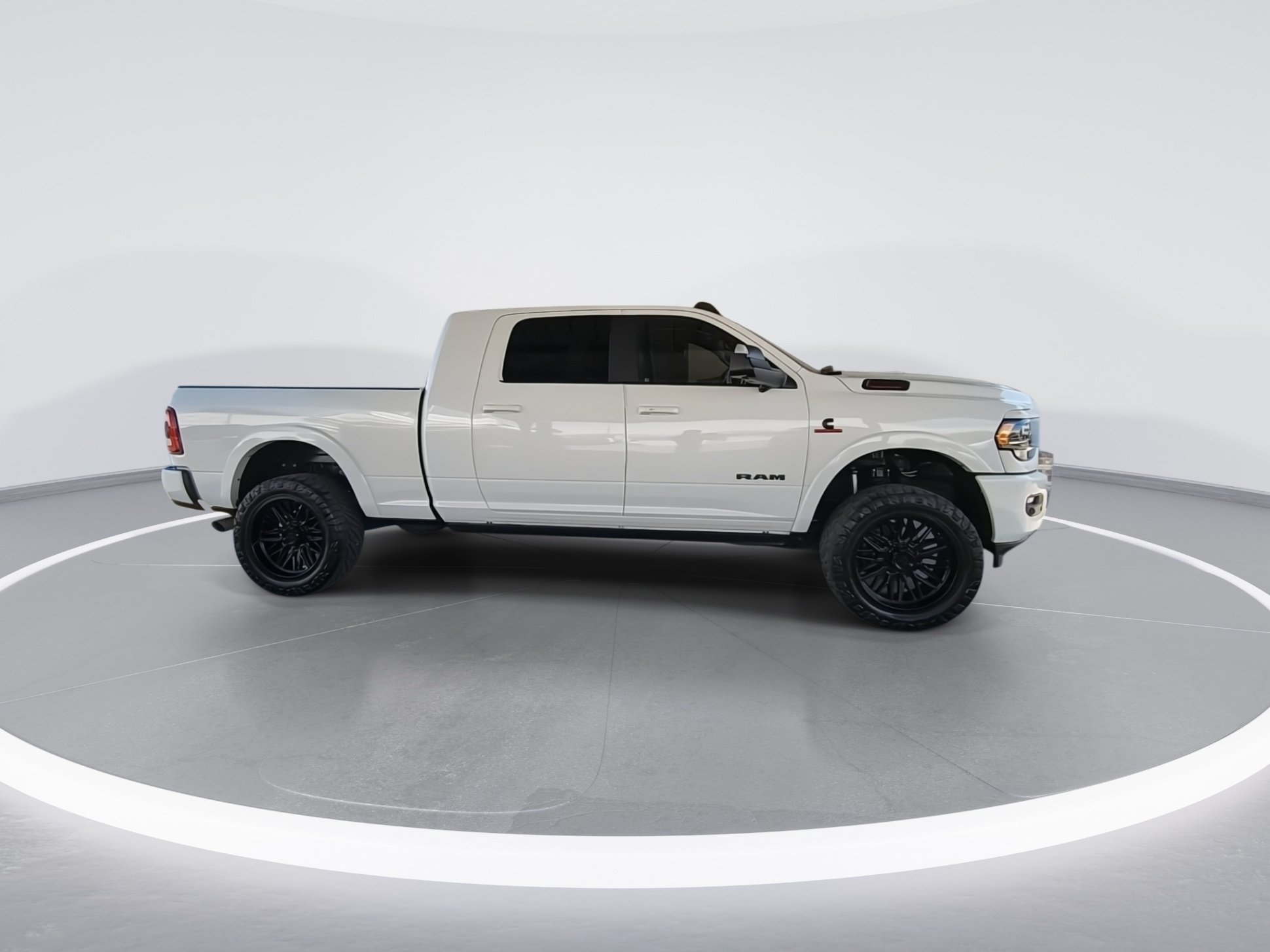 Certified 2022 RAM 2500 Limited AWD/4WD image 6