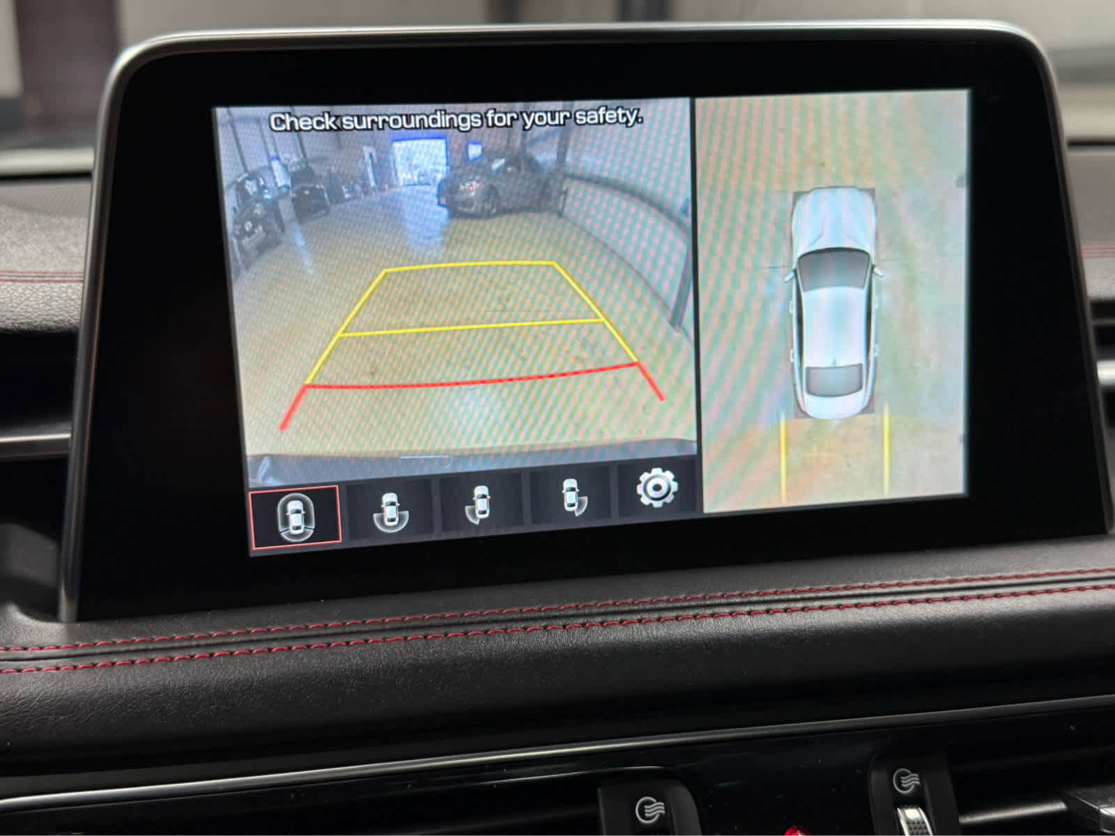 Used 2019 Genesis G70 3.3T Advanced w/ Sport Package image 28