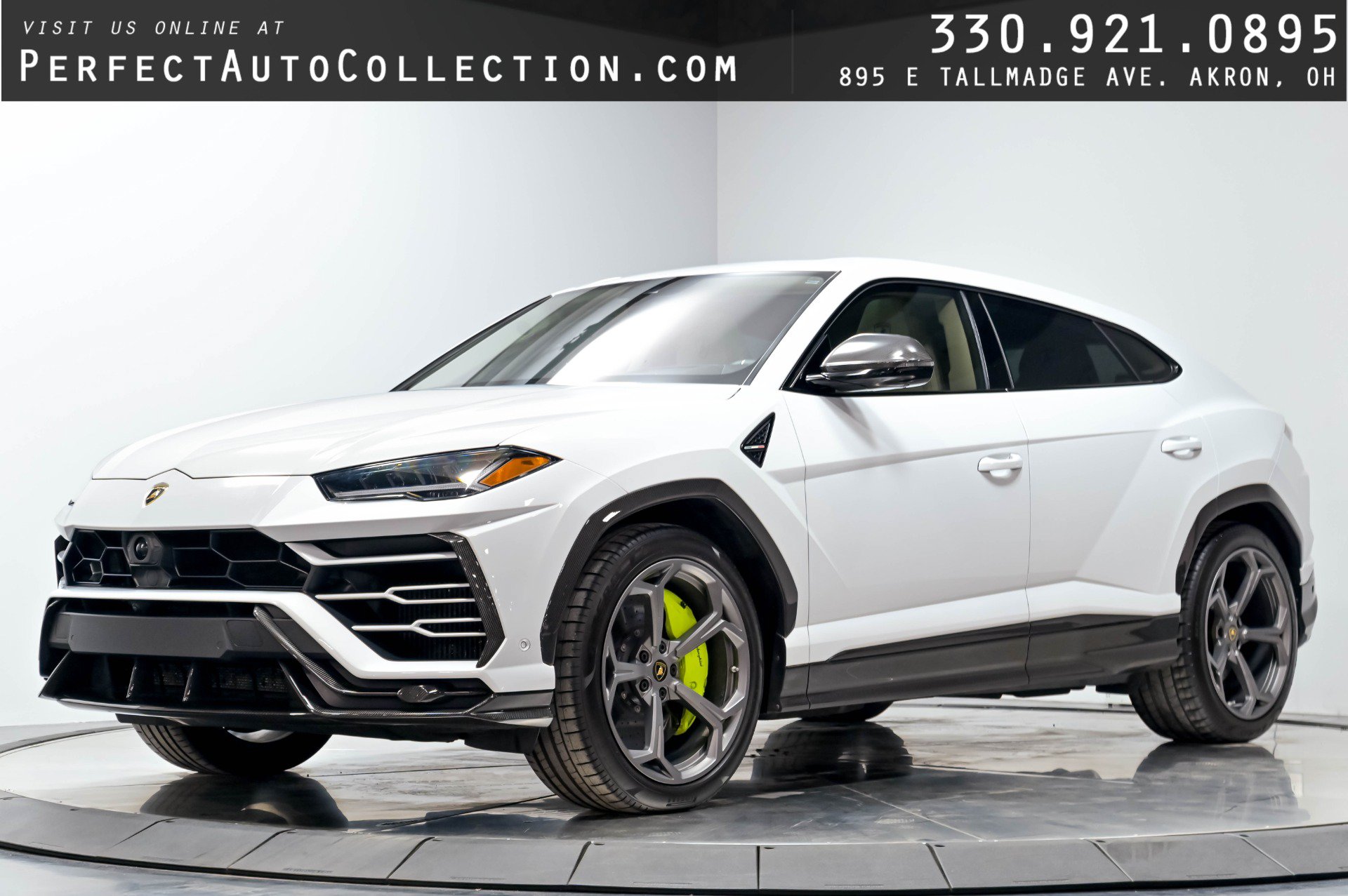 Used 2020 Lamborghini Urus AWD/4WD image 1