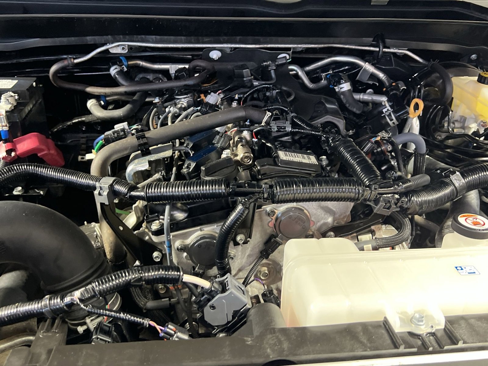 Used 2024 Toyota Tacoma SR5 AWD/4WD image 29