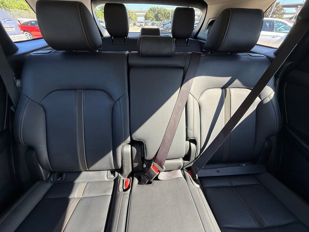 Used 2025 MAZDA CX-90 3.3 Turbo w/ Select Package image 15