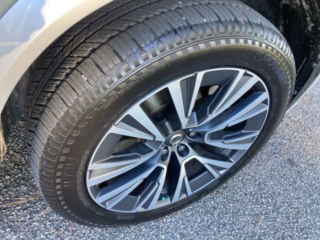 Used 2021 Volvo XC90 T6 Momentum w/ Climate Package image 16