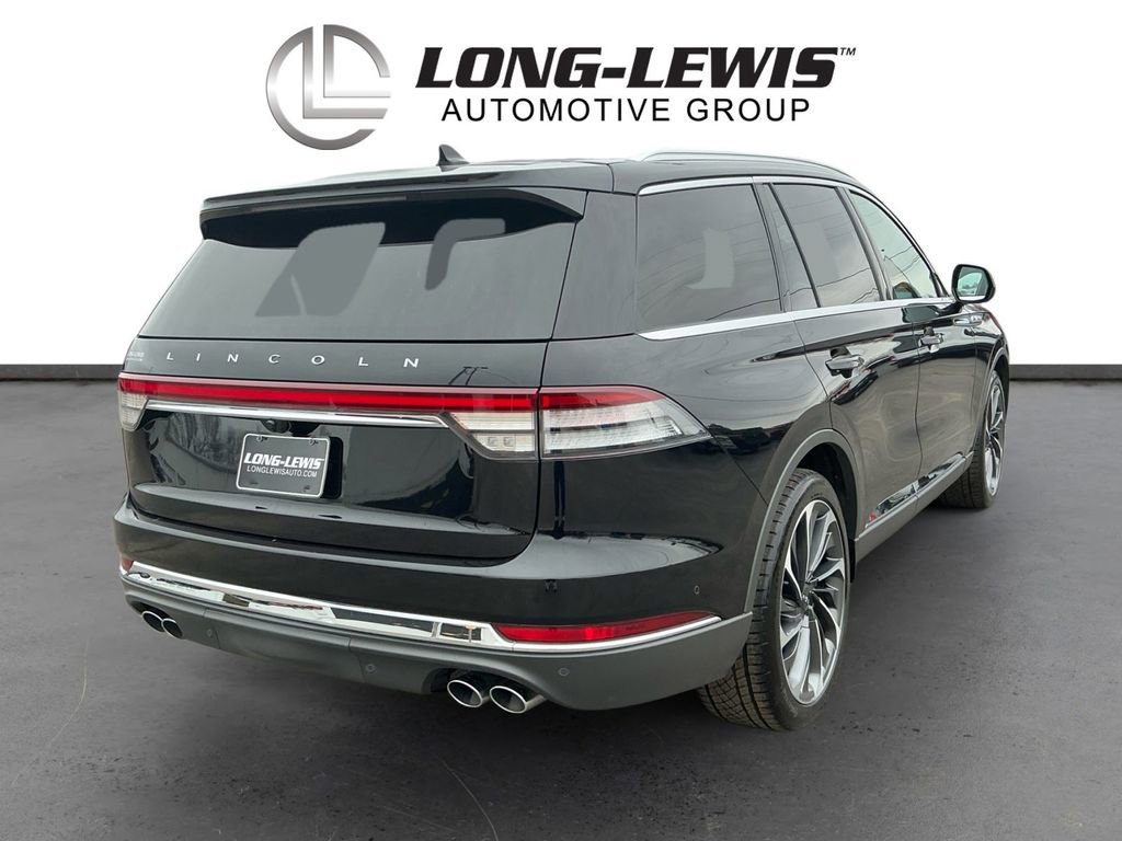 Used 2020 Lincoln Aviator Reserve w/ Equipment Group 202A image 7