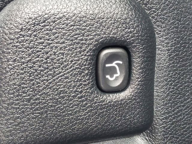 Used 2019 Jeep Grand Cherokee Limited w/ Trailer Tow Group IV image 37