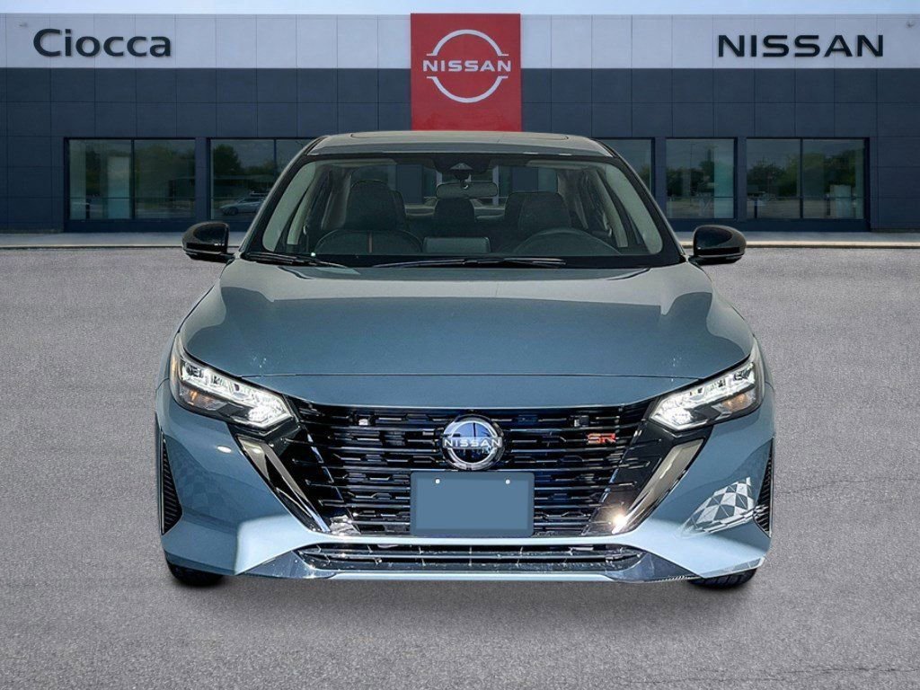 New 2025 Nissan Sentra SR FWD image 6