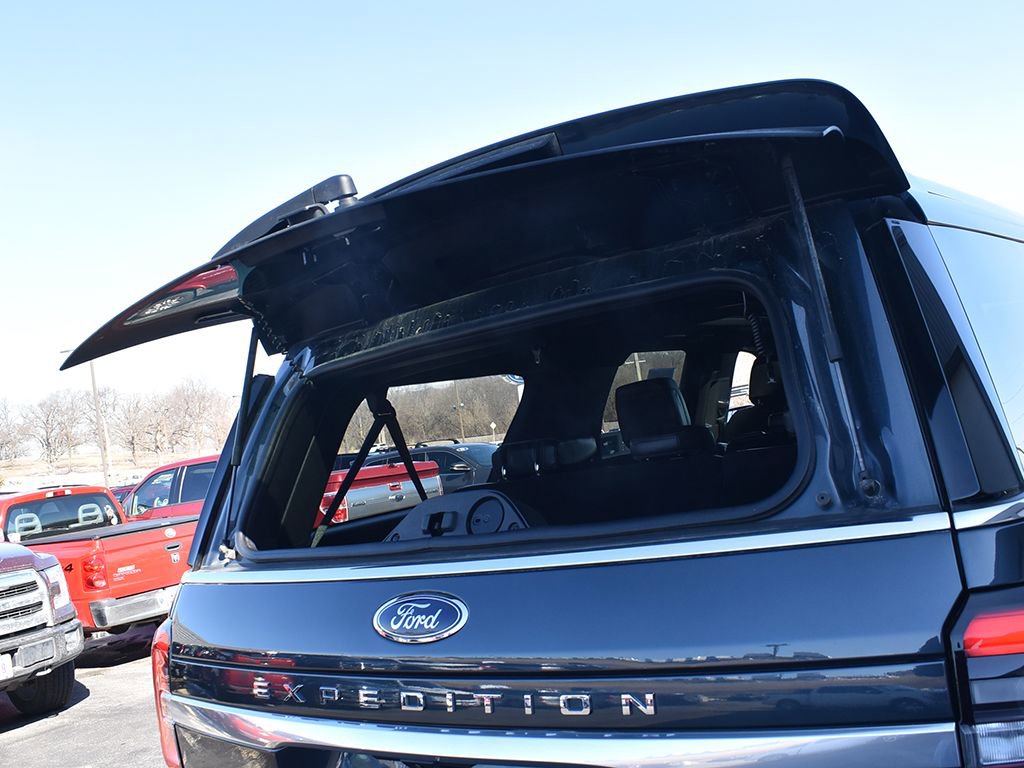 Used 2022 Ford Expedition Max Platinum AWD/4WD image 31