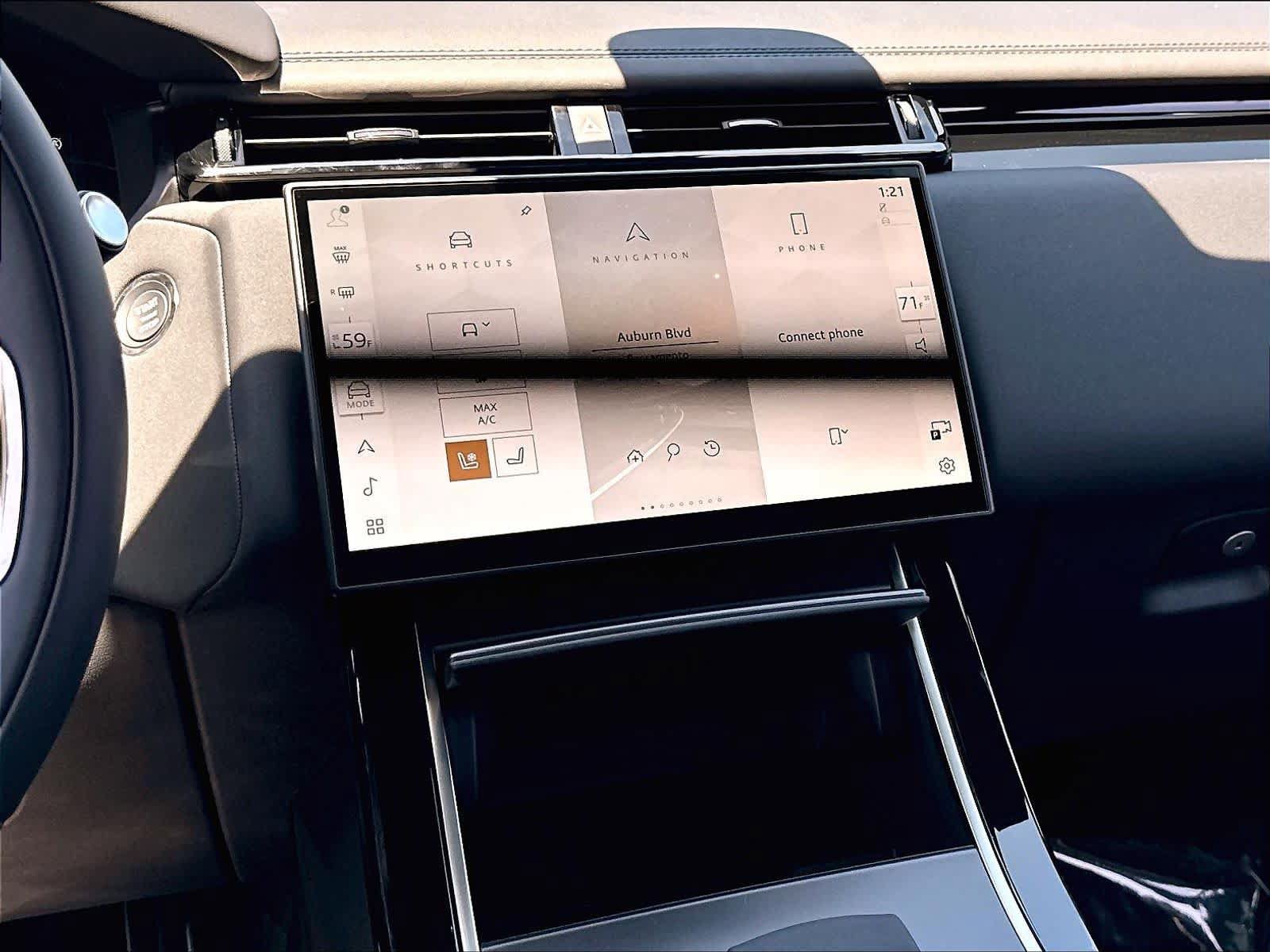 New 2026 Land Rover Range Rover Velar Dynamic SE AWD/4WD image 9