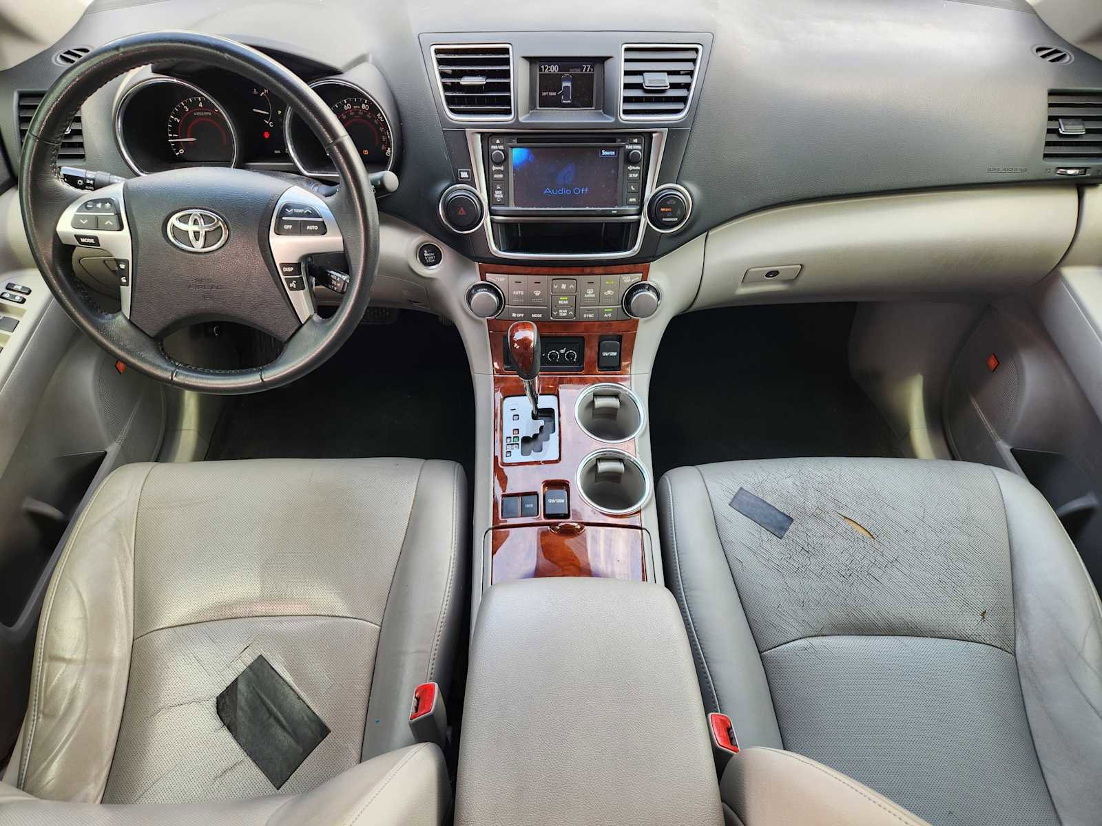 Used 2013 Toyota Highlander Limited FWD image 25