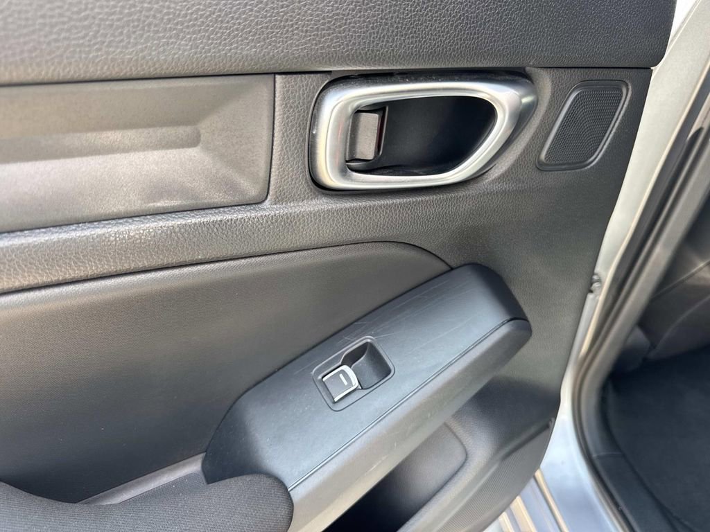 Used 2024 Honda Civic Sport image 29