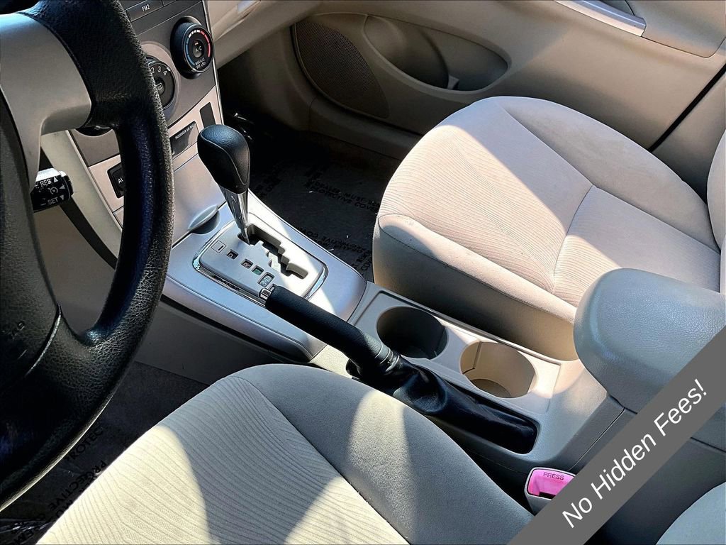 Used 2011 Toyota Corolla LE FWD image 13