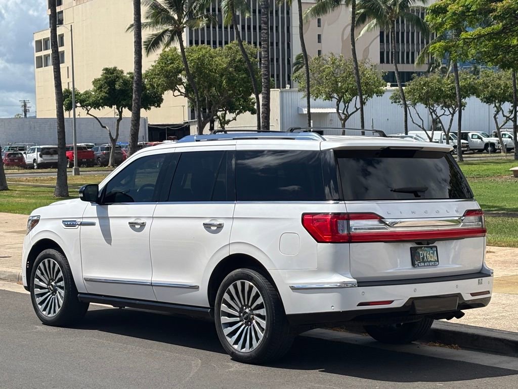 Used 2019 Lincoln Navigator Reserve w/ Cargo Package AWD/4WD image 3
