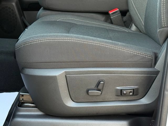 Used 2025 RAM 3500 Big Horn AWD/4WD image 14