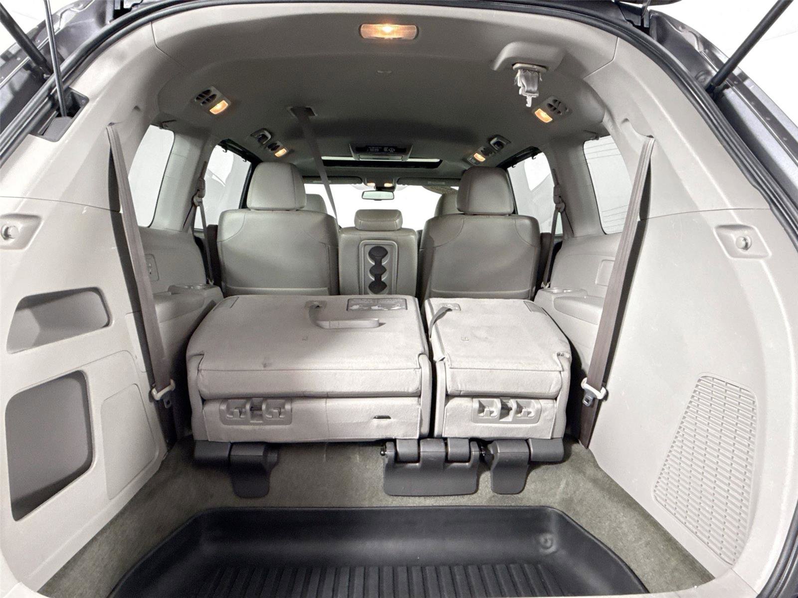 Used 2015 Honda Odyssey EX-L image 33