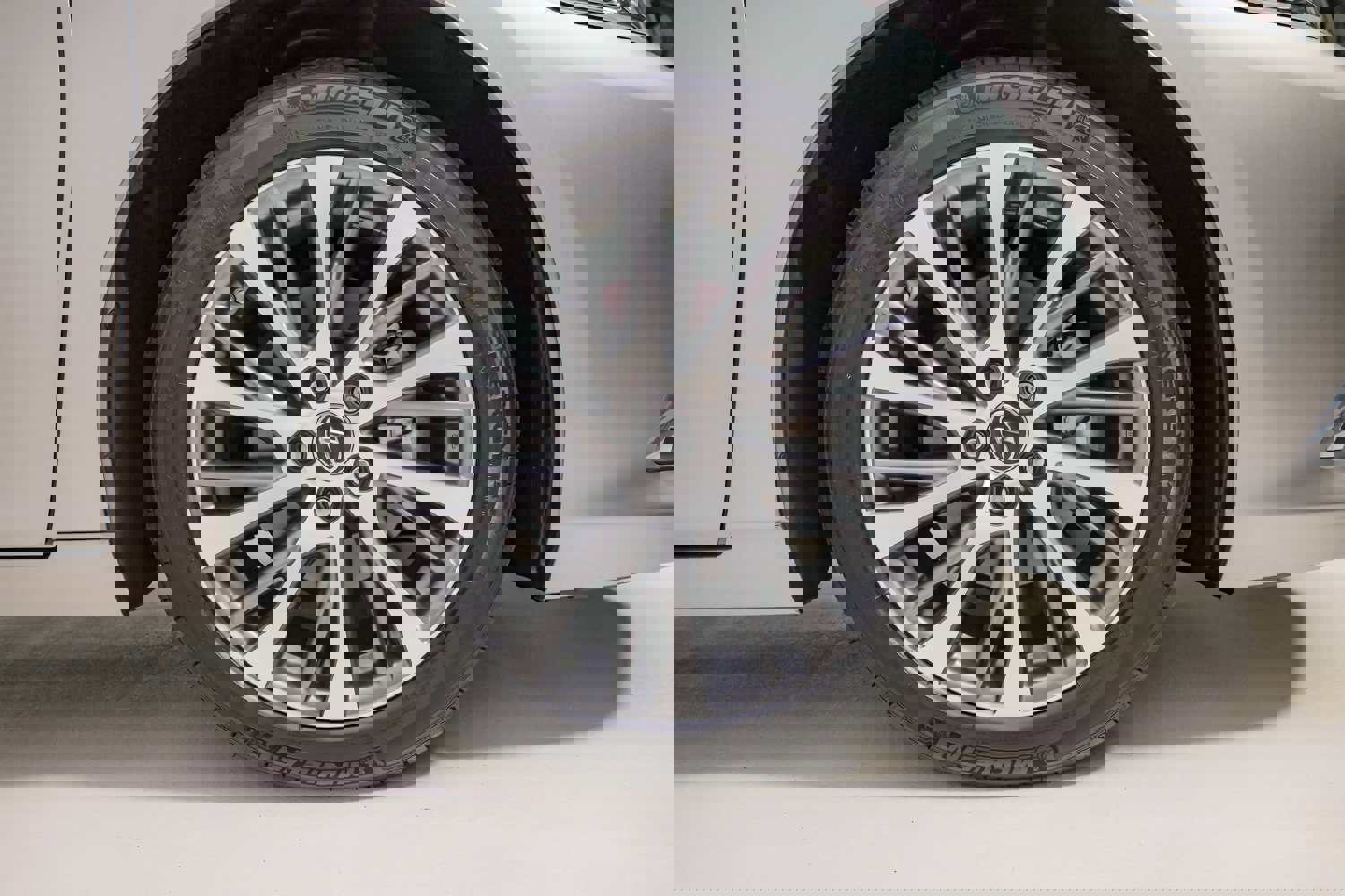 Used 2021 Lexus ES 250 w/ Premium Package image 12