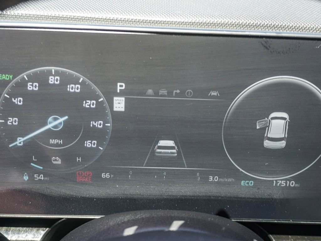 Certified 2023 Kia Niro Wave FWD image 22