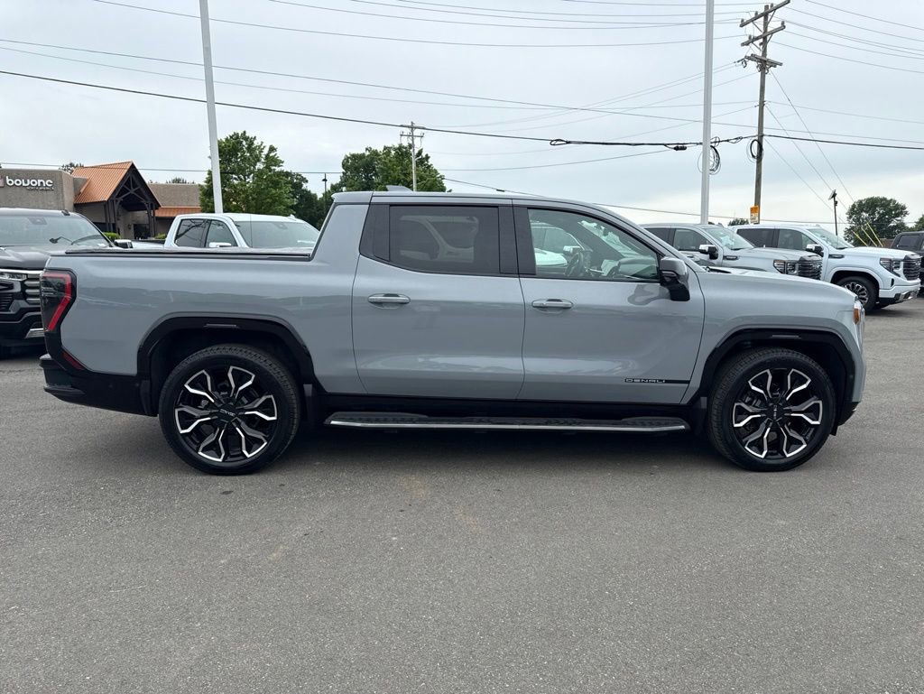 Used 2025 GMC Sierra EV Denali AWD/4WD image 6