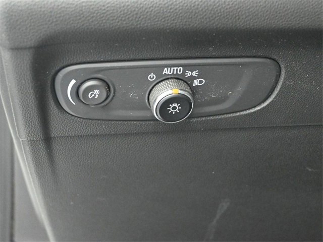 Used 2023 Buick Envision Essence w/ Sport Touring Package image 21