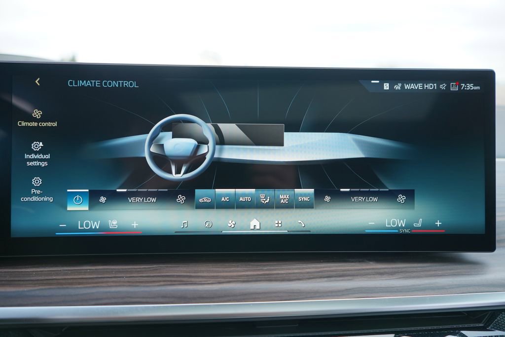 New 2026 BMW X6 xDrive40i image 16