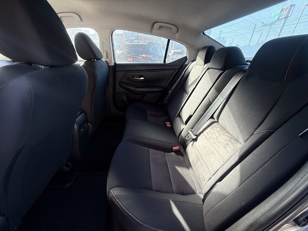 Used 2023 Nissan Sentra SR FWD image 14