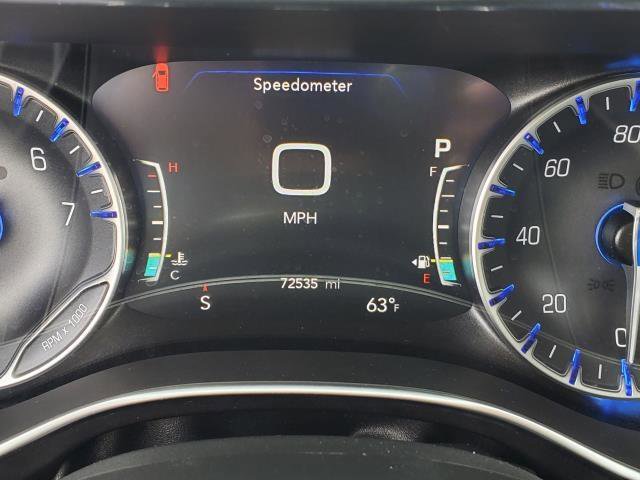 Used 2020 Chrysler Pacifica Limited FWD image 11