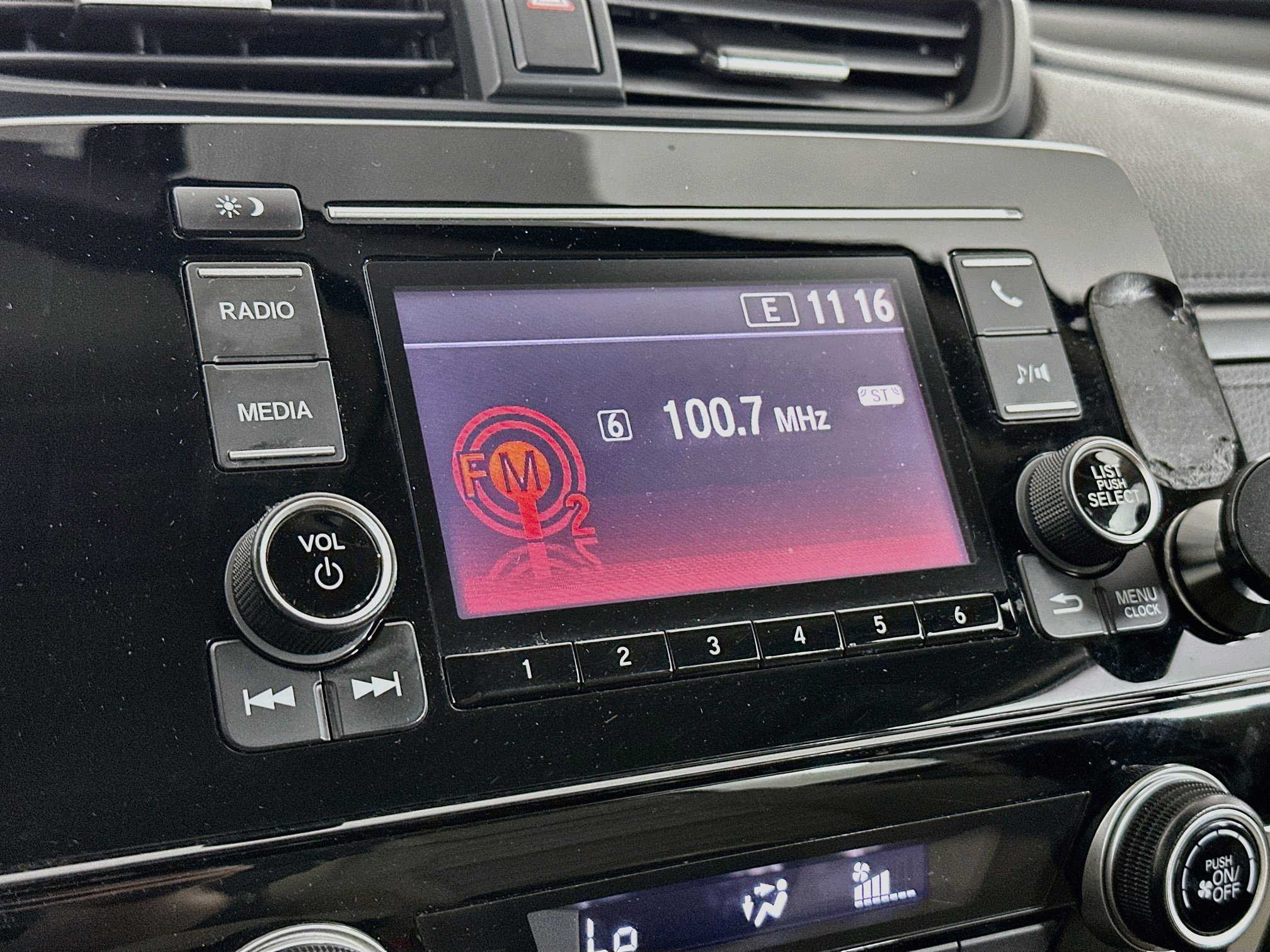 Used 2019 Honda CR-V LX image 21
