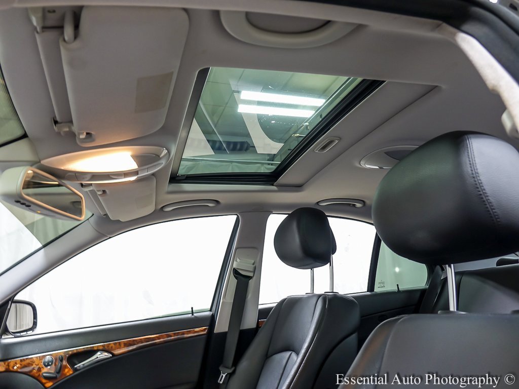 Used 2008 Mercedes-Benz E 350 4MATIC Sedan image 12