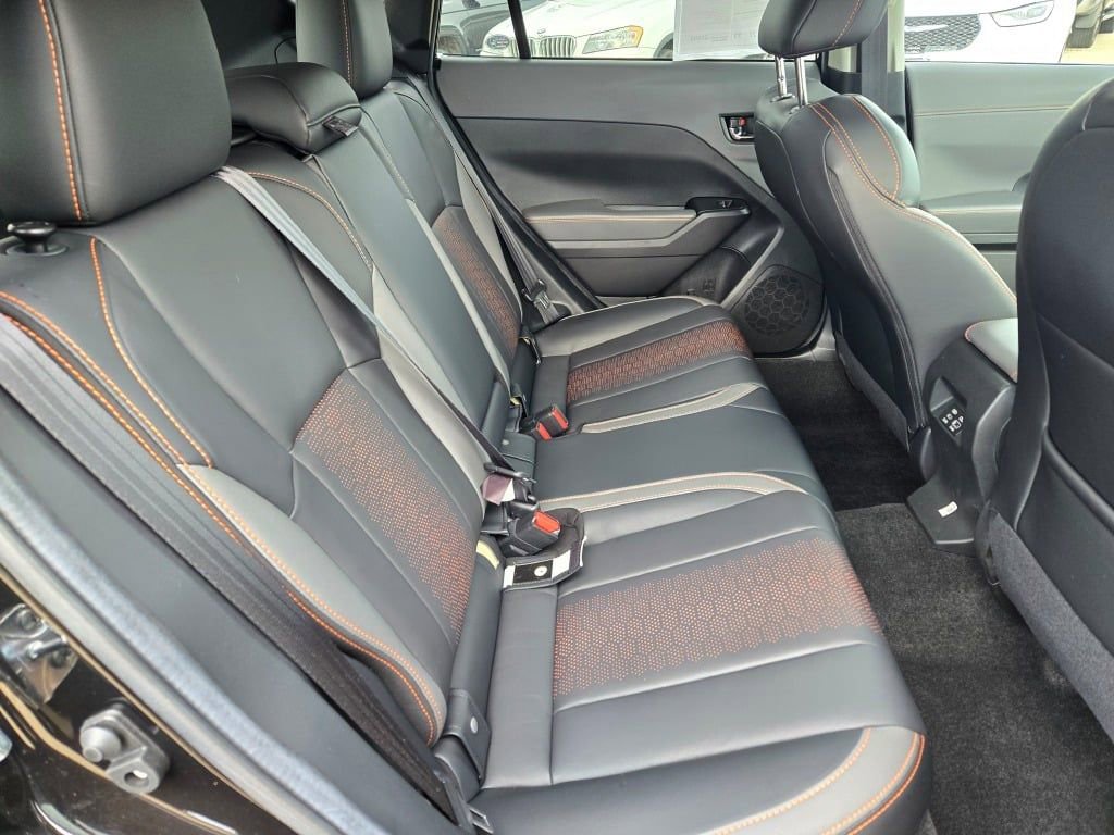 Certified 2025 Subaru Crosstrek 2.5i Limited AWD/4WD image 9