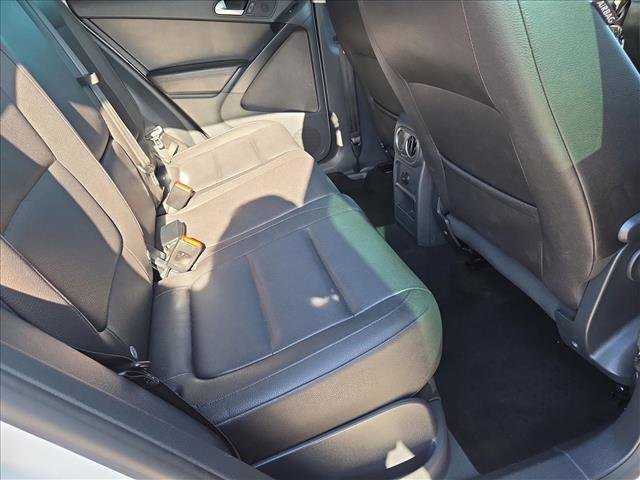 Used 2014 Volkswagen Tiguan SE FWD image 18