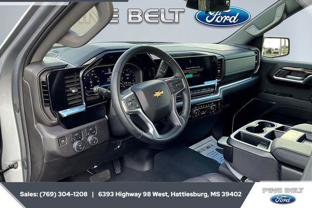 Used 2024 Chevrolet Silverado 1500 LT image 12