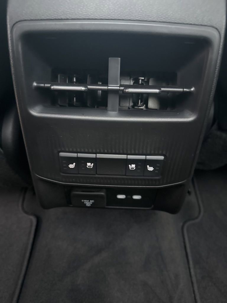 Used 2024 Jeep Wagoneer Launch Edition image 64