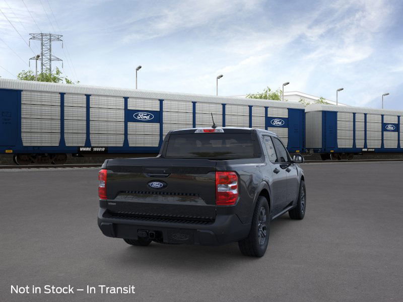 New 2025 Ford Maverick XLT image 8