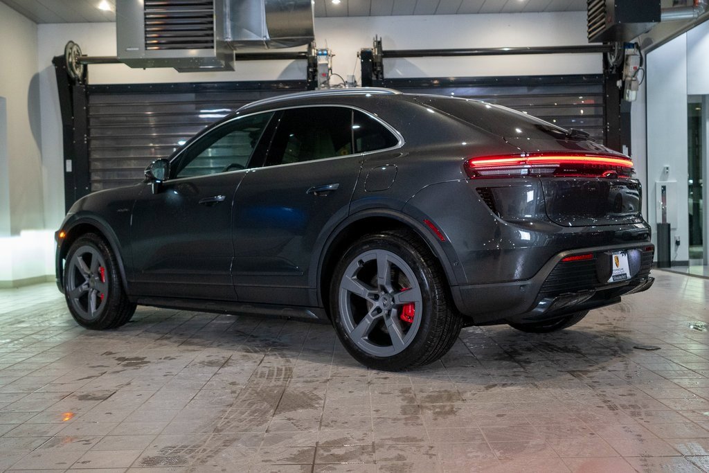 New 2025 Porsche Macan Turbo Electric image 3