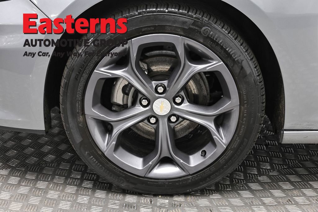 Used 2023 Chevrolet Malibu LT image 32