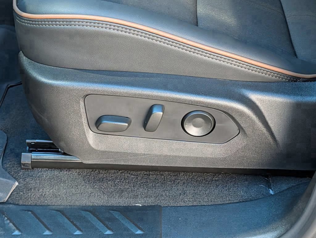 New 2026 GMC Canyon AT4 AWD/4WD image 46